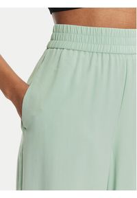 Vero Moda Spodnie materiałowe Carmen 10278926 Zielony Wide Leg. Kolor: zielony. Materiał: wiskoza