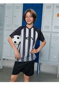 Sinsay - Koszulka sportowa Active - czarny. Kolor: czarny. Styl: sportowy