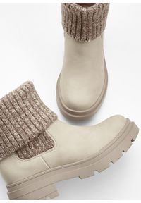 bonprix - Sztyblety. Kolor: beżowy. Sezon: zima #3