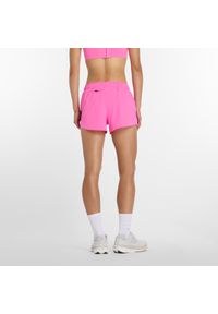 Spodenki damskie New Balance WS41286AAB – różowe. Kolor: różowy. Materiał: poliester, materiał. Sport: fitness #5