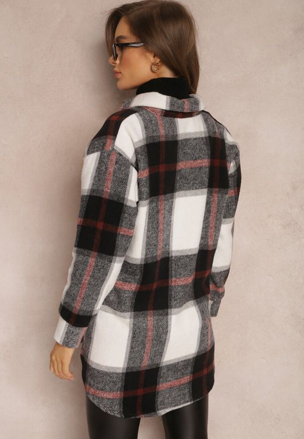 Renee - Czarno-Biała Koszula w Kratę Mermo. Okazja: na co dzień. Kolor: czarny. Materiał: jeans. Długość rękawa: długi rękaw. Długość: długie. Styl: casual, elegancki