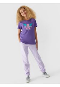 4F JUNIOR - T-shirt z nadrukiem dziewczęcy. Kolor: fioletowy. Materiał: bawełna. Wzór: nadruk #2