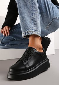 Born2be - Czarne Sneakersy na Platformie z Naturalnej Skóry Isabeta. Nosek buta: okrągły. Zapięcie: sznurówki. Kolor: czarny. Materiał: skóra. Obcas: na platformie. Wysokość obcasa: niski #5