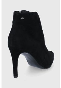 Wojas Botki skórzane damskie kolor czarny na szpilce. Kolor: czarny. Materiał: skóra. Obcas: na szpilce. Wysokość obcasa: średni #2