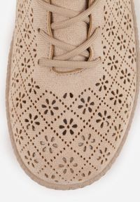 Renee - Ciemnobeżowe Ażurowe Tenisówki w Stylu Boho Tidira. Okazja: na co dzień. Kolor: beżowy. Wzór: ażurowy. Sezon: wiosna. Styl: boho #8