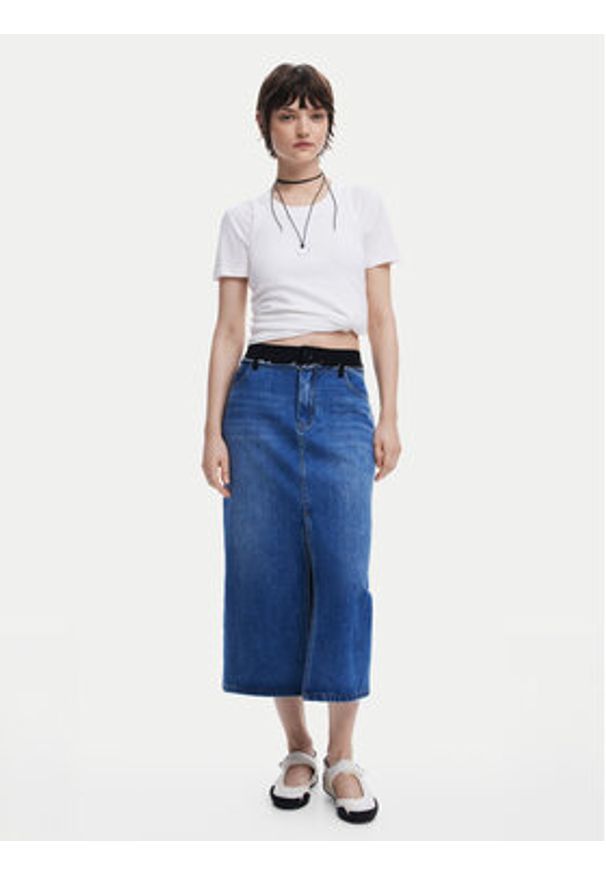 Desigual Spódnica jeansowa 25SWFD02 Niebieski Regular Fit. Kolor: niebieski. Materiał: bawełna