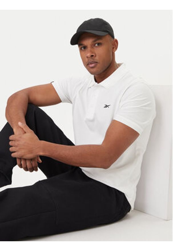 Reebok Polo Breen RK25562CCM Biały Regular Fit. Typ kołnierza: polo. Kolor: biały. Materiał: bawełna