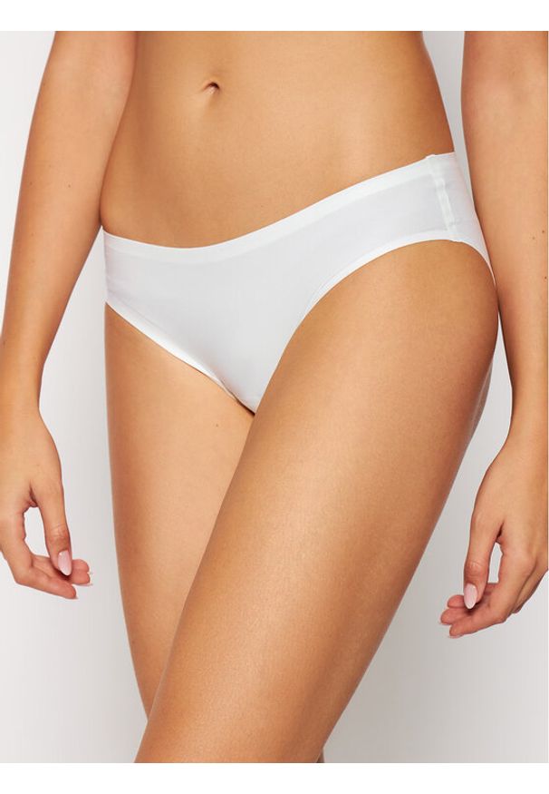 Chantelle Figi klasyczne Soft Stretch C26430 Écru. Materiał: syntetyk