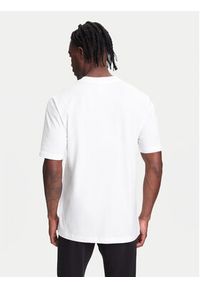 Adidas - adidas T-Shirt Essentials Small Logo JF1092 Biały Regular Fit. Kolor: biały. Materiał: bawełna #4