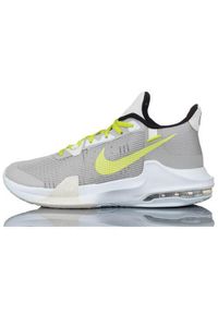 Buty do chodzenia męskie Nike Air Max Impact 3. Zapięcie: sznurówki. Kolor: szary, wielokolorowy. Materiał: materiał, tkanina, syntetyk. Szerokość cholewki: normalna. Model: Nike Air Max. Sport: turystyka piesza