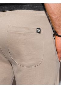 Ombre Clothing - Spodnie męskie dresowe P946 - beżowe - XXL. Kolor: beżowy. Materiał: dresówka #4