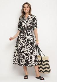 Born2be - Czarna Wiskozowa Rozkloszowana Sukienka z Falbaną Filindania. Okazja: na co dzień. Kolor: czarny. Materiał: wiskoza. Styl: casual, elegancki #6