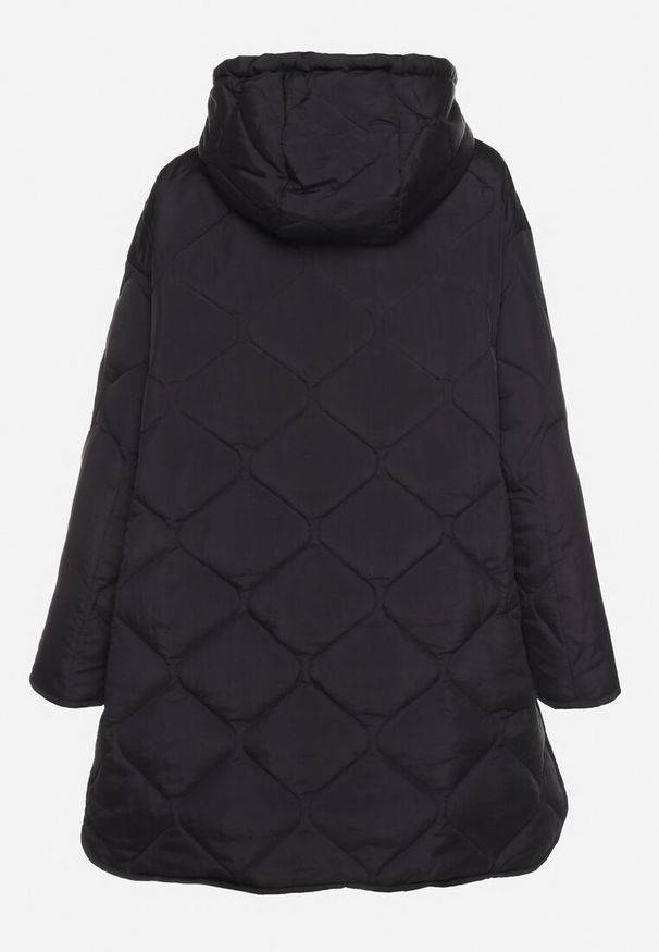 Born2be - Czarna Kurtka Oversize z Kapturem z Ozdobnym Pikowaniem i Rozcięciem Klimella. Typ kołnierza: kaptur. Kolor: czarny. Styl: elegancki