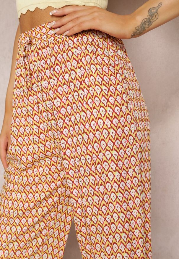 Renee - Żółte Wiskozowe Spodnie z Szeroką Nogawką i Gumką w Pasie Dantha. Kolor: żółty. Materiał: wiskoza. Sezon: lato, wiosna