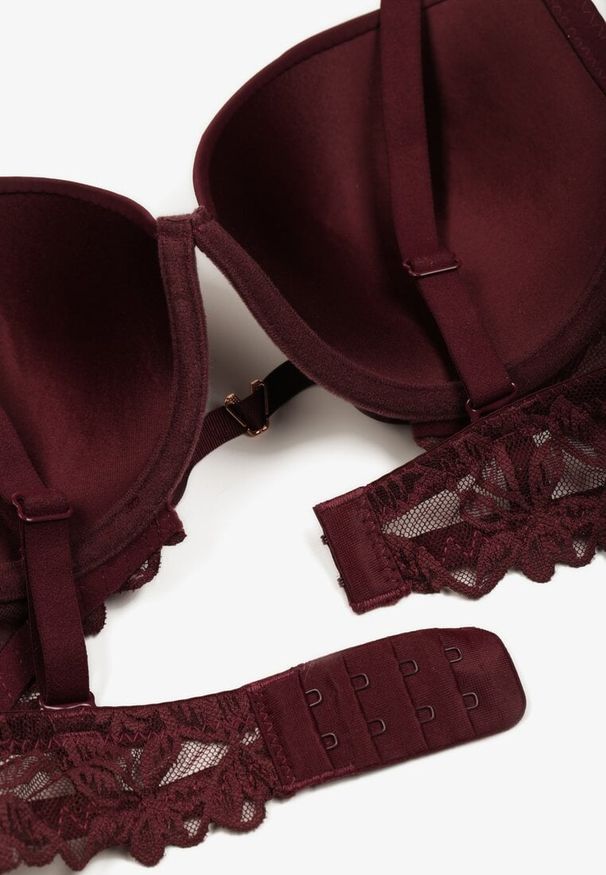 Renee - Ciemnofioletowy Biustonosz Push-Up z Koronką i Wycięciem z Przodu Sariaris. Kolor: fioletowy. Materiał: koronka. Rodzaj stanika: push-up. Wzór: koronka