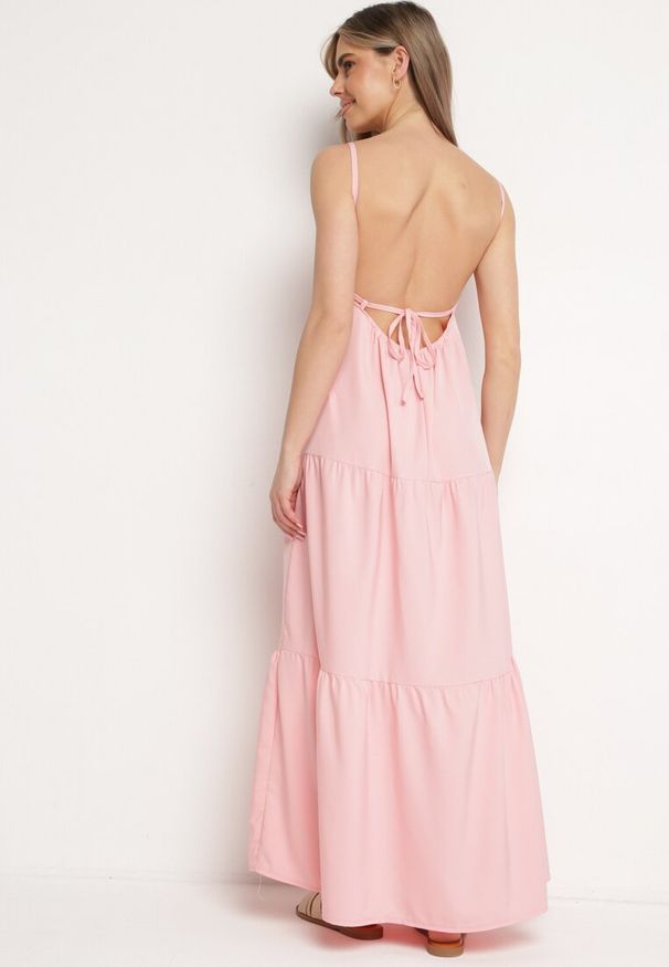 Born2be - Różowa Rozkloszowana Sukienka na Ramiączkach Zawiązywana z Tyłu z Elastyczną Gumką w Talii Grililena. Kolor: różowy. Długość rękawa: na ramiączkach
