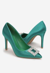 Born2be - Zielone Szpilki Satynowe z Biżuteryjną Klamerką Zinevea. Nosek buta: otwarty. Kolor: zielony. Materiał: satyna. Obcas: na szpilce. Styl: klasyczny. Wysokość obcasa: średni #2