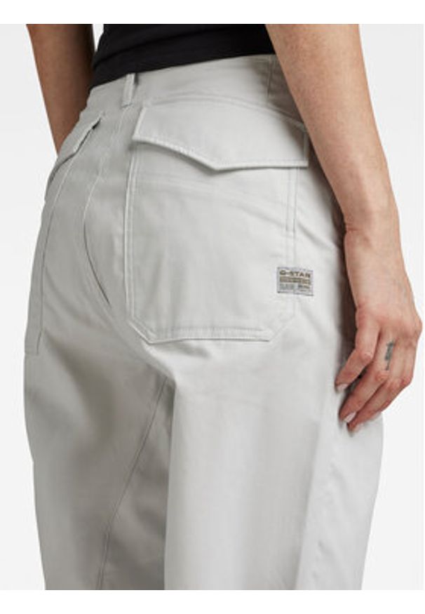 G-Star RAW - G-Star Raw Spodnie materiałowe D22884-D387-D607 Écru Boyfriend Fit. Materiał: bawełna, materiał