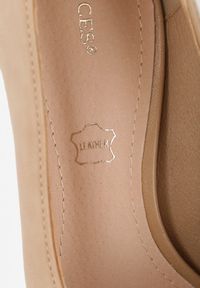 Renee - Ciemnobeżowe Czółenka na Szpilce Vices z Kokardą i Wkładką ze Skóry Naturalnej Rilanisse. Okazja: na co dzień, na spotkanie biznesowe. Kolor: beżowy. Materiał: skóra. Obcas: na szpilce. Styl: casual, biznesowy, elegancki, klasyczny #3