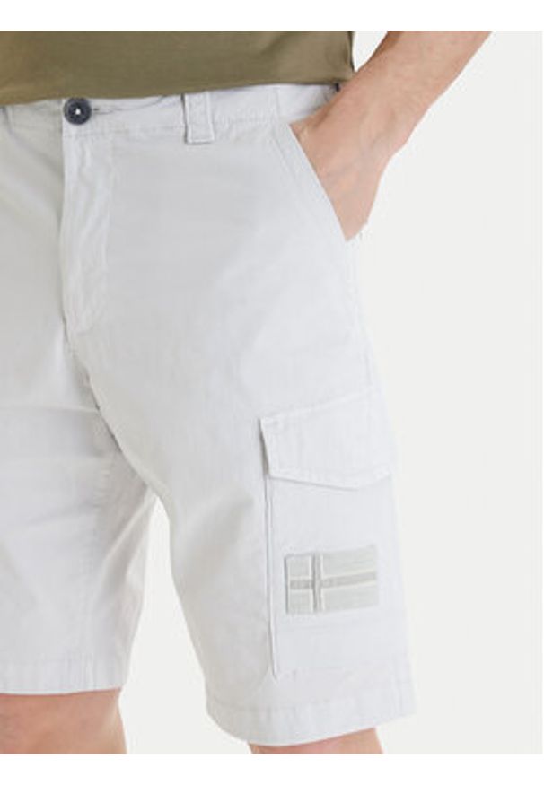 Napapijri Szorty materiałowe N-Horton NP0A4HOS Szary Regular Fit. Kolor: szary. Materiał: bawełna