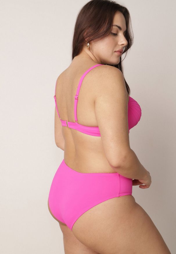 Born2be - Fuksjowe Bikini z Marszczonym Biustonoszem i Majtkami z Wysokim Stanem Aereida. Stan: podwyższony. Kolekcja: plus size. Kolor: różowy