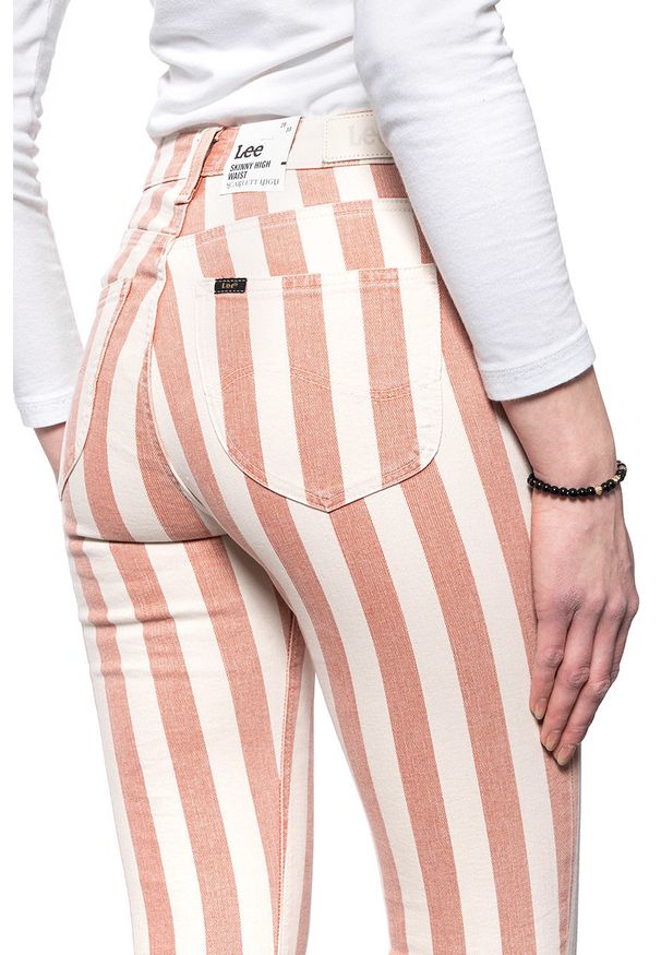 Lee - SPODNIE DAMSKIE LEE SKINNY HIGH WAIST TERACOTTA L626LIMG 112114249. Stan: podwyższony