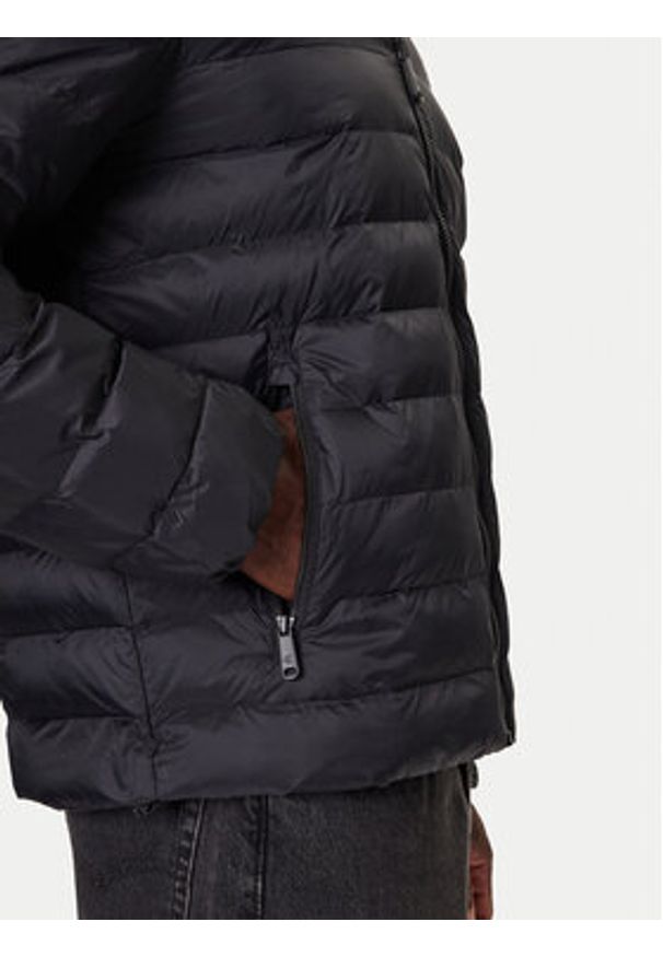 Calvin Klein Jeans Kurtka zimowa LV04RC511G Czarny Regular Fit. Kolor: czarny. Materiał: syntetyk. Sezon: zima