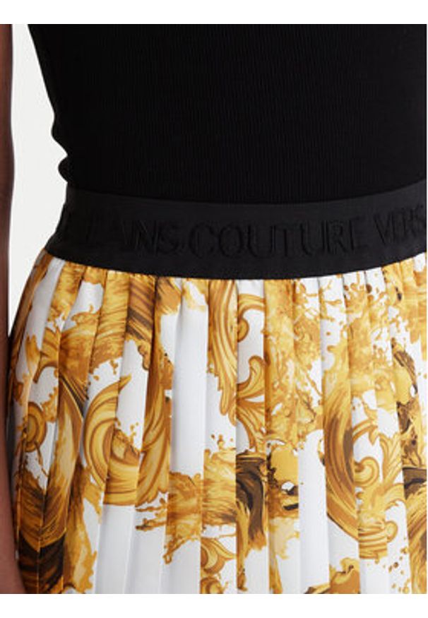 Versace Jeans Couture Spódnica plisowana 80HAE8P5 NS806 Czarny Regular Fit. Kolor: czarny. Materiał: syntetyk