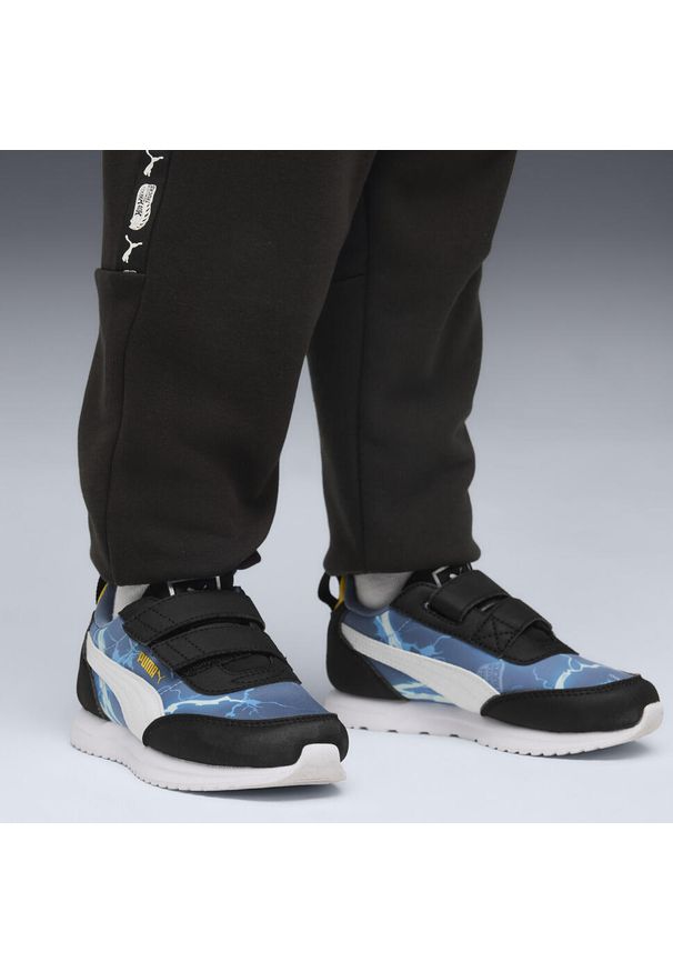 Puma - Dziecięce sneakersy PUMA × HOT WHEELS™ R78 Lightwind PUMA. Okazja: na uczelnię. Kolor: niebieski, wielokolorowy, biały, żółty. Sport: joga i pilates