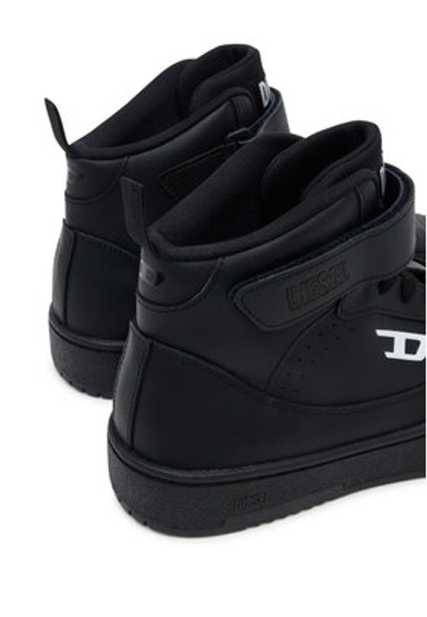 Diesel Sneakersy S-Tracker-D Mid Y03600P5576 Czarny. Kolor: czarny. Materiał: skóra