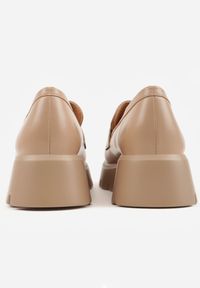 Born2be - Ciemnobeżowe Mokasyny na Grubej Tłoczonej Podeszwie Dorikharei. Okazja: na co dzień. Kolor: beżowy. Materiał: prążkowany, jeans. Styl: casual, elegancki, klasyczny #6