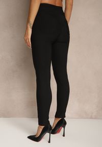 Renee - Czarne Spodnie High Waist z Gumką w Talii i Ozdobną Imitacją Guzików Wedevire. Stan: podwyższony. Kolor: czarny. Wzór: aplikacja #3