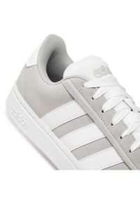 Adidas - adidas Sneakersy Grand Court Alpha JH7234 Szary. Kolor: szary. Materiał: zamsz, skóra #4