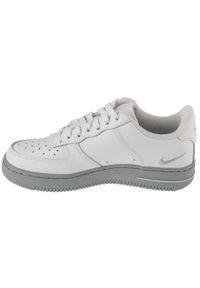 Nike - Buty sportowe Sneakersy męskie, Air Force 1 '07. Kolor: biały. Model: Nike Air Force. Sport: turystyka piesza