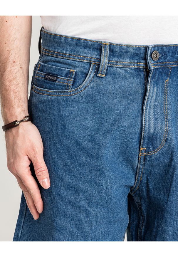 MARCUS - Męskie Spodenki Jeansowe Marcus Justin 2239 Shorts Med. Blue Wash 2-7000168. Materiał: jeans