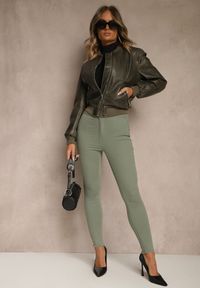 Renee - Ciemnozielone Spodnie z Bawełny o Kroju Skinny Irivella. Okazja: na spotkanie biznesowe. Stan: podwyższony. Kolor: zielony. Materiał: bawełna. Styl: biznesowy, elegancki