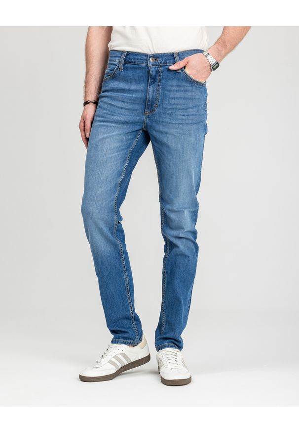 Męskie Spodnie Jeansowe Mustang Style Tramper Tapered Denim Blue 1018016 5000 623
