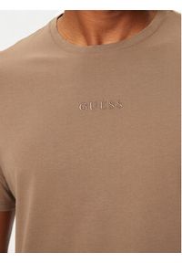 Guess T-Shirt M4GP39 K7HD0 Brązowy Regular Fit. Kolor: brązowy. Materiał: bawełna #4