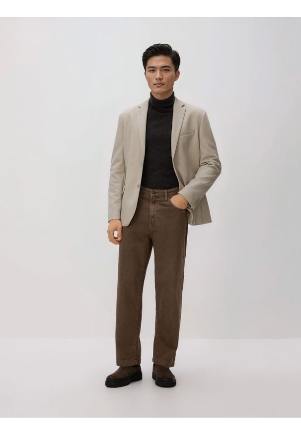 Reserved - Marynarka slim fit - beżowy. Kolor: beżowy. Materiał: dzianina, elastan, wiskoza