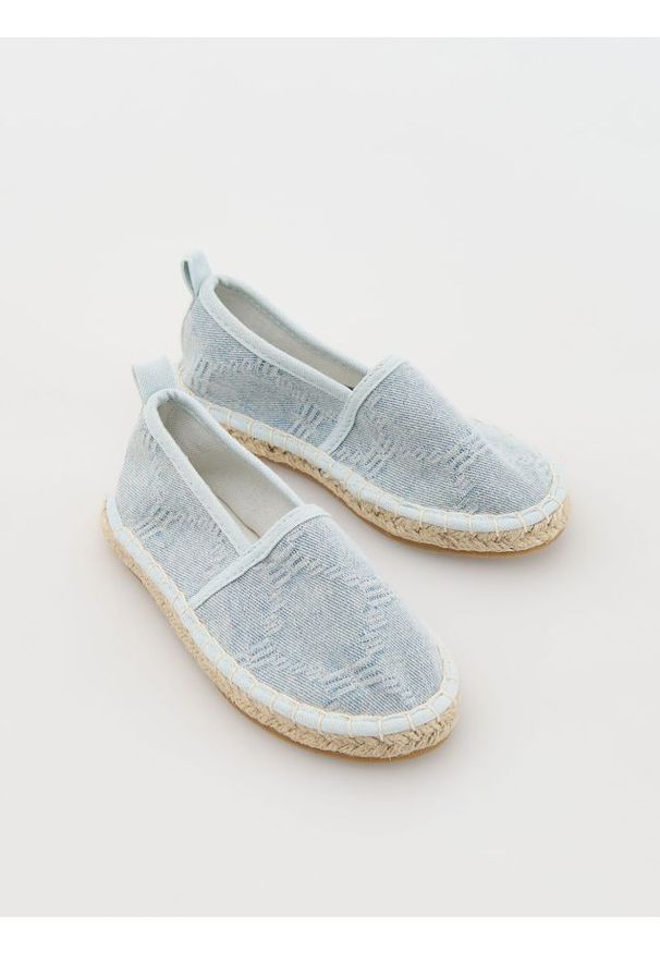 Reserved - Jeansowe espadryle - niebieski. Kolor: niebieski. Materiał: jeans
