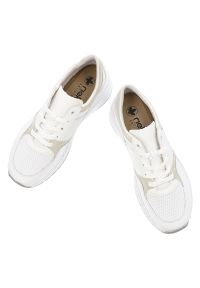 Białe Sneakersy Rieker Sportowe Obuwie Damskie. Okazja: na co dzień. Kolor: biały. Materiał: jeans, syntetyk, materiał. Szerokość cholewki: normalna #4