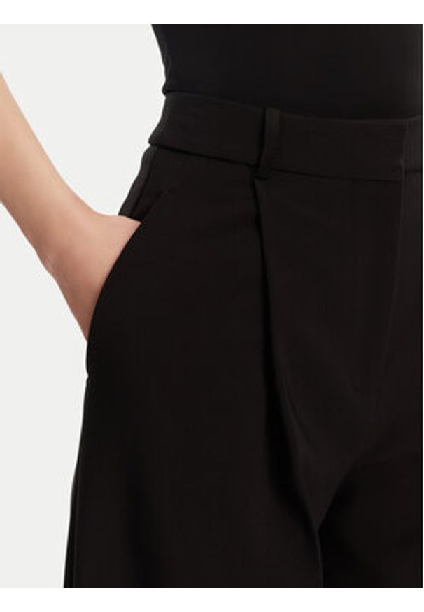 Elisabetta Franchi Spodnie materiałowe PA-081-51E2-V360 Czarny Regular Fit. Kolor: czarny. Materiał: syntetyk