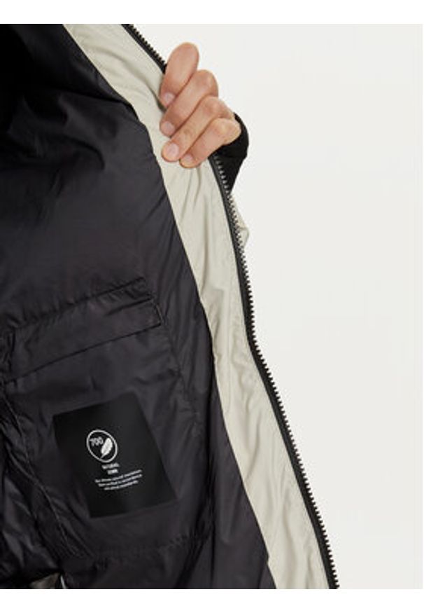 Jack Wolfskin Kurtka puchowa Kirschallee A60213 Beżowy Regular Fit. Kolor: beżowy. Materiał: syntetyk