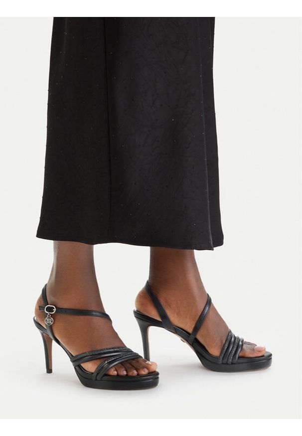 Nine West Sandały CEO-25120-2508 Czarny. Kolor: czarny. Materiał: materiał