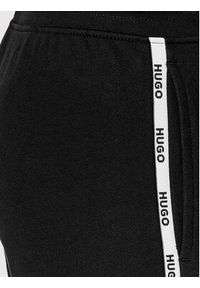 Hugo Spodnie dresowe Dachibi_3 50473818 Czarny Relaxed Fit. Kolor: czarny. Materiał: bawełna, dresówka #2