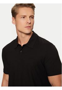 Guess Polo M4YP31 KCD60 Czarny Regular Fit. Typ kołnierza: polo. Kolor: czarny. Materiał: bawełna