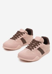 Born2be - Różowo-Brązowe Sneakersy z Ozdobnym Paskiem Naliovela. Okazja: na co dzień. Zapięcie: pasek. Kolor: różowy. Materiał: jeans #3