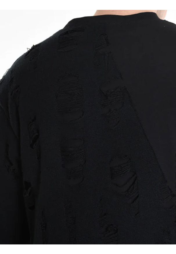 La Haine Inside Us Longsleeve | 3M M1161 | Mężczyzna | Czarny. Okazja: na co dzień. Kolor: czarny. Materiał: poliamid, wełna, bawełna, wiskoza. Długość rękawa: długi rękaw. Długość: długie. Wzór: aplikacja. Sezon: lato. Styl: casual