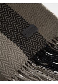 Big-Star - Szalik męski w kratę khaki Zygi 901. Okazja: na co dzień. Kolor: szary. Materiał: materiał. Wzór: aplikacja. Styl: klasyczny, casual, elegancki #4