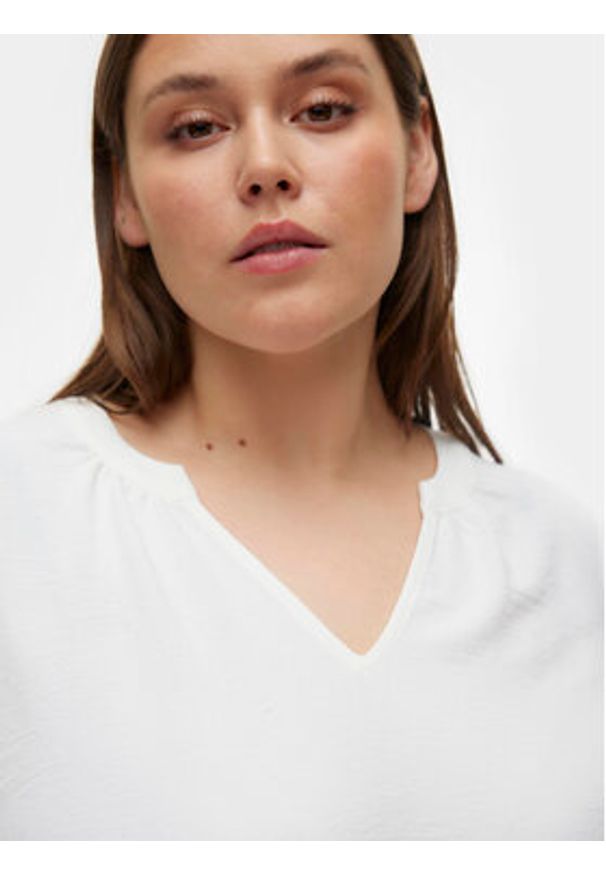 Vero Moda Curve Bluzka Alva 10301890 Biały Regular Fit. Kolor: biały. Materiał: syntetyk